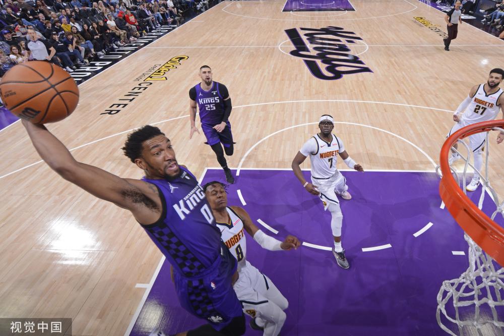 在竞争激烈 在竞争激烈